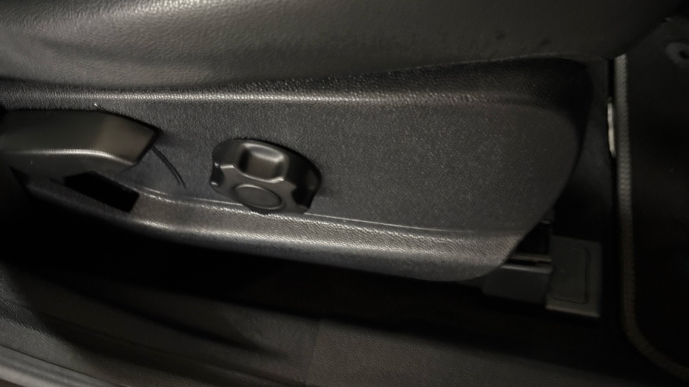 Ford EcoSport 1.0 EcoBoost 125 Titanium 5dr Petrol Hatchback - Image 44