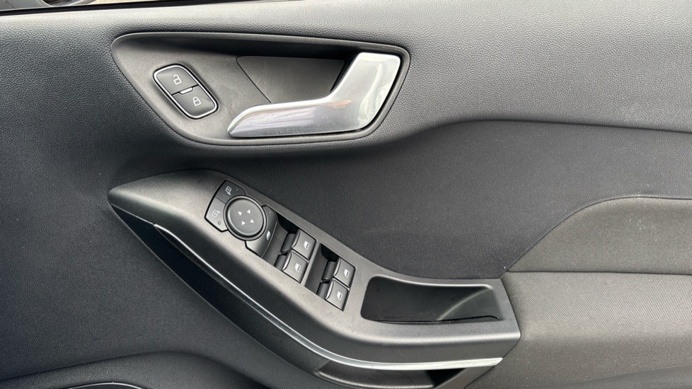 Ford Fiesta 1.0 EcoBoost ST-Line 5dr Petrol Hatchback - Image 23