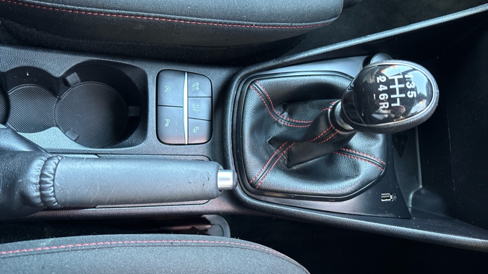 Ford Fiesta 1.0 EcoBoost ST-Line 5dr Petrol Hatchback - Image 40