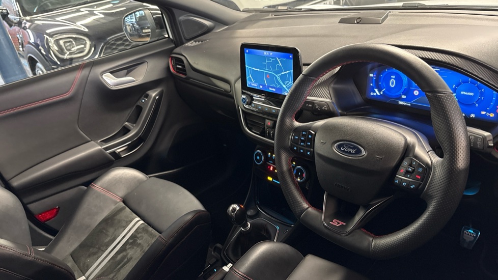 Ford Puma ST 1.5 EcoBoost ST 5dr Petrol Hatchback - Image 11