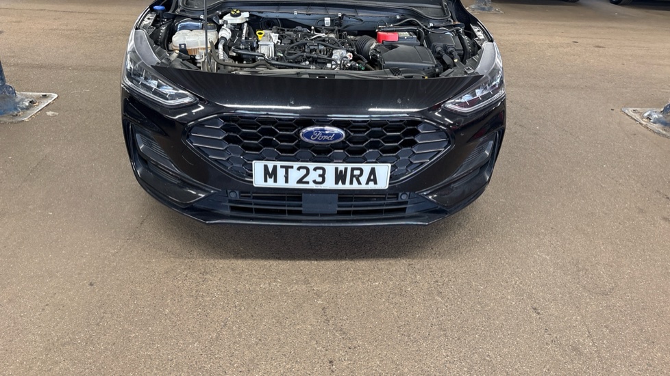 Ford Focus 1.0 EcoBoost Hybrid mHEV 155 ST-Line X 5dr Auto Petrol Estate - Image 8