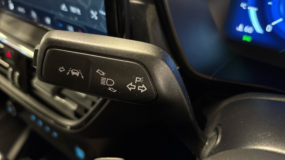 Ford Focus 1.0 EcoBoost Hybrid mHEV 155 ST-Line X 5dr Auto Petrol Estate - Image 30