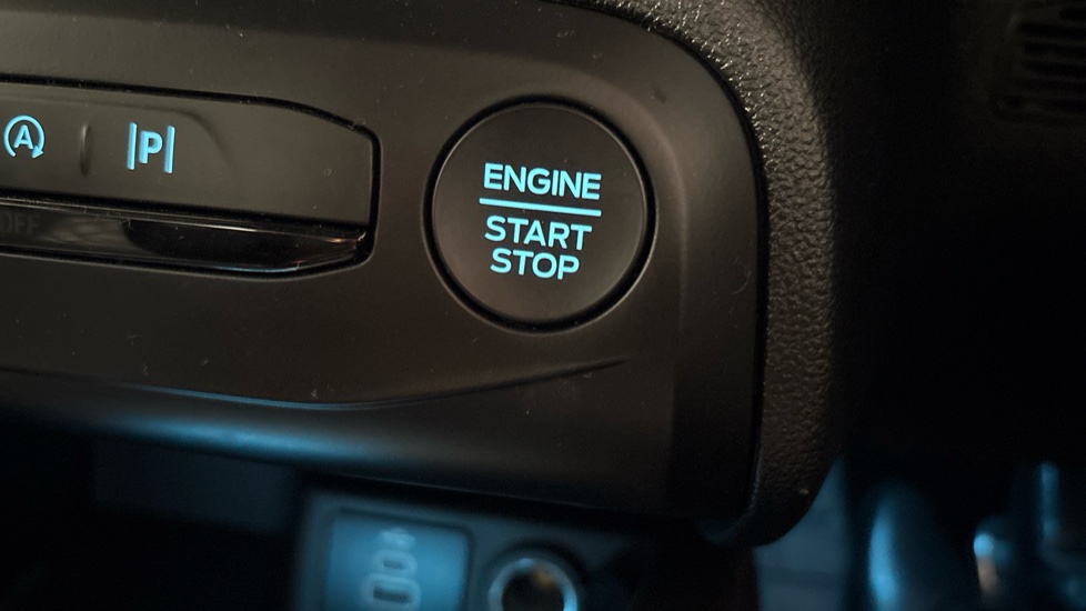 Ford Focus 1.0 EcoBoost Hybrid mHEV 155 ST-Line X 5dr Auto Petrol Estate - Image 31