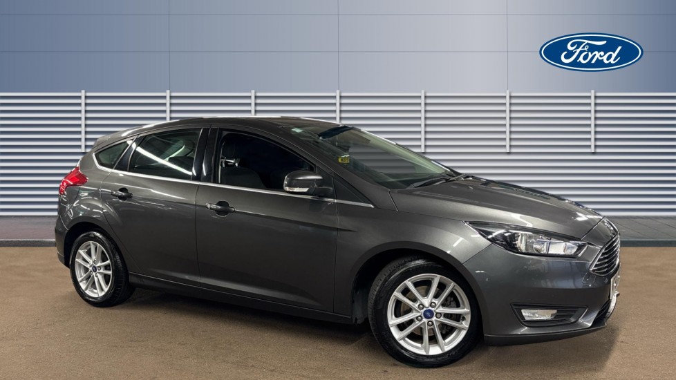 Ford Focus 1.0 EcoBoost Zetec 5dr Petrol Hatchback - Image 1