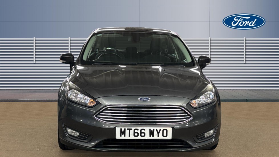 Ford Focus 1.0 EcoBoost Zetec 5dr Petrol Hatchback - Image 3