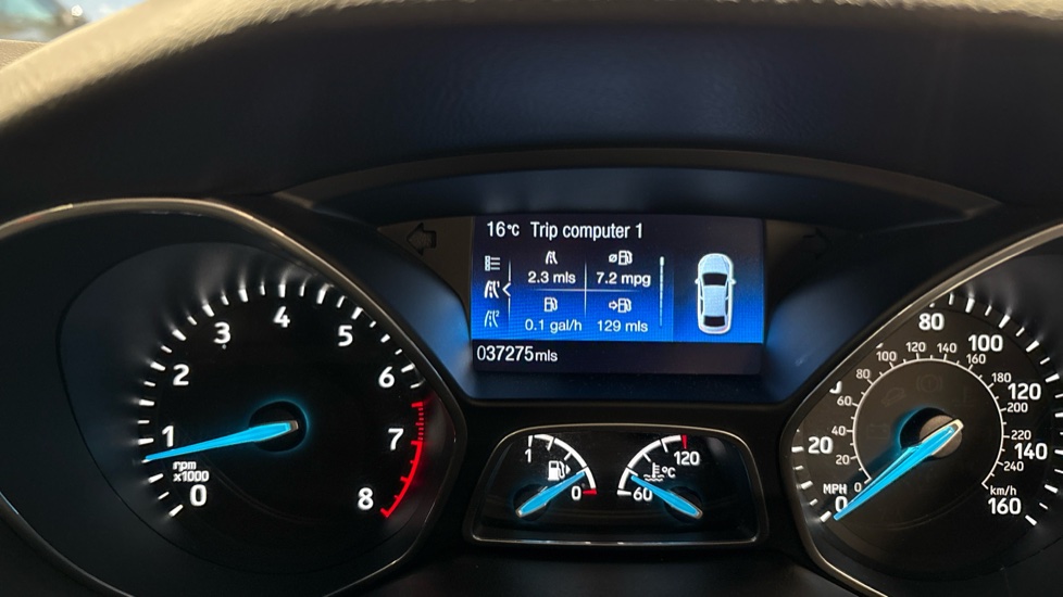 Ford Focus 1.0 EcoBoost Zetec 5dr Petrol Hatchback - Image 18