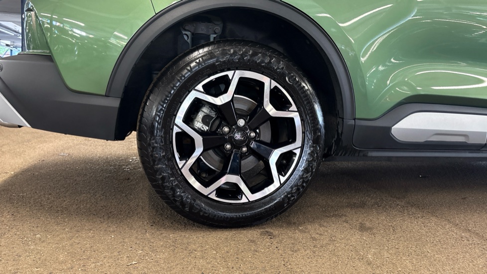 Ford Kuga 2.5 FHEV Active 5dr CVT Hybrid Estate - Image 7
