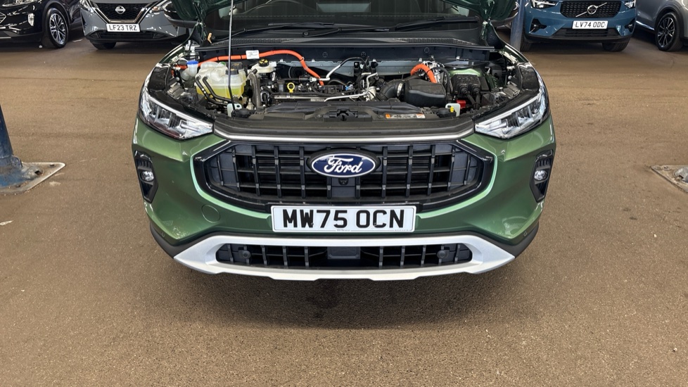 Ford Kuga 2.5 FHEV Active 5dr CVT Hybrid Estate - Image 8