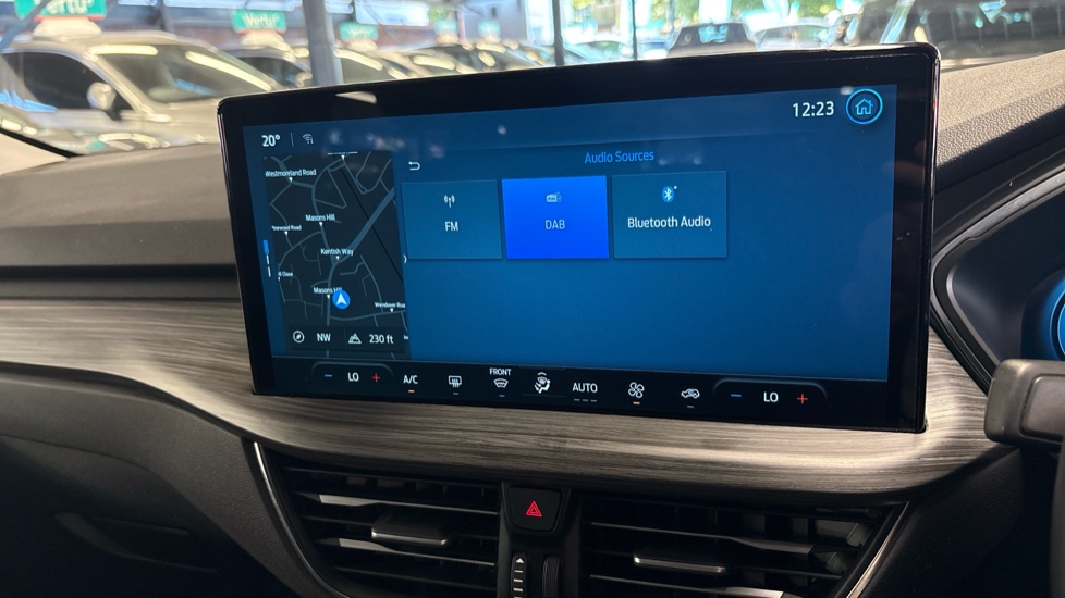 Ford Kuga 2.5 FHEV Active 5dr CVT Hybrid Estate - Image 35