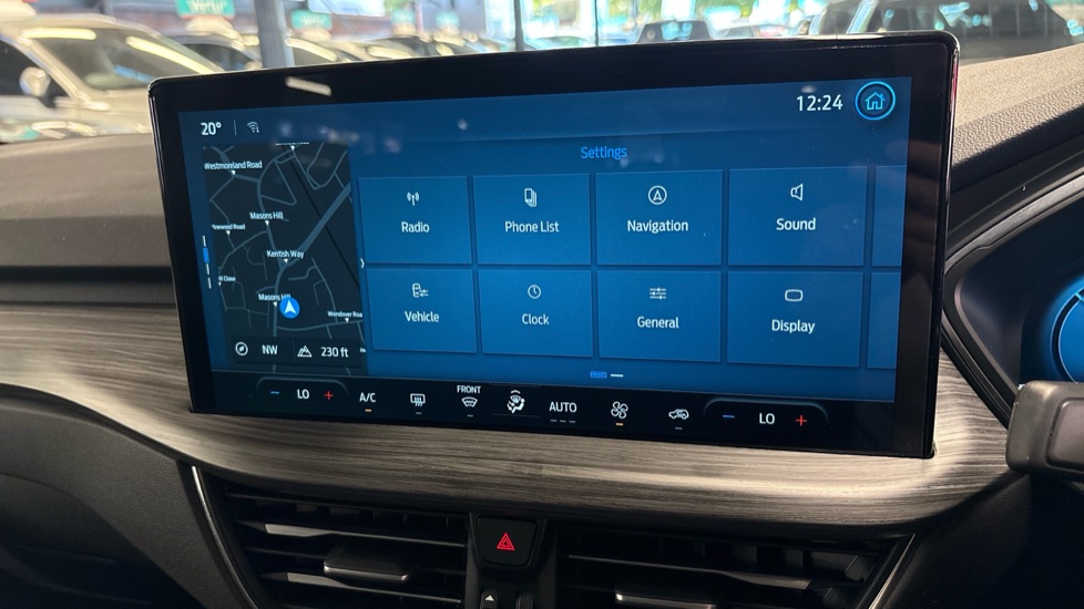 Ford Kuga 2.5 FHEV Active 5dr CVT Hybrid Estate - Image 37