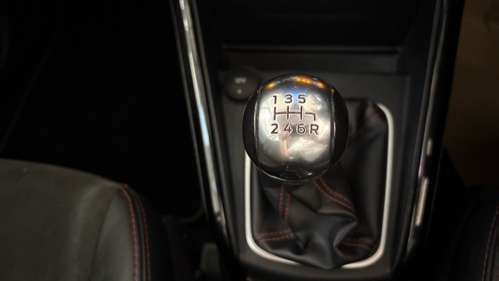 Ford EcoSport 1.0 EcoBoost 125 ST-Line 5dr Petrol Hatchback - Image 41