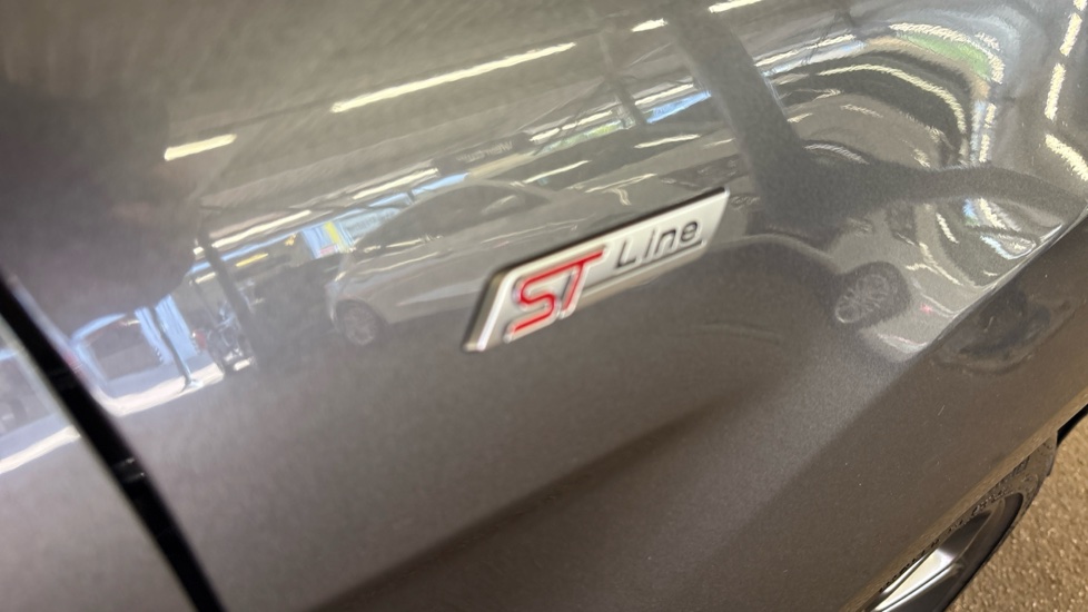 Ford EcoSport 1.0 EcoBoost 125 ST-Line 5dr Petrol Hatchback - Image 45