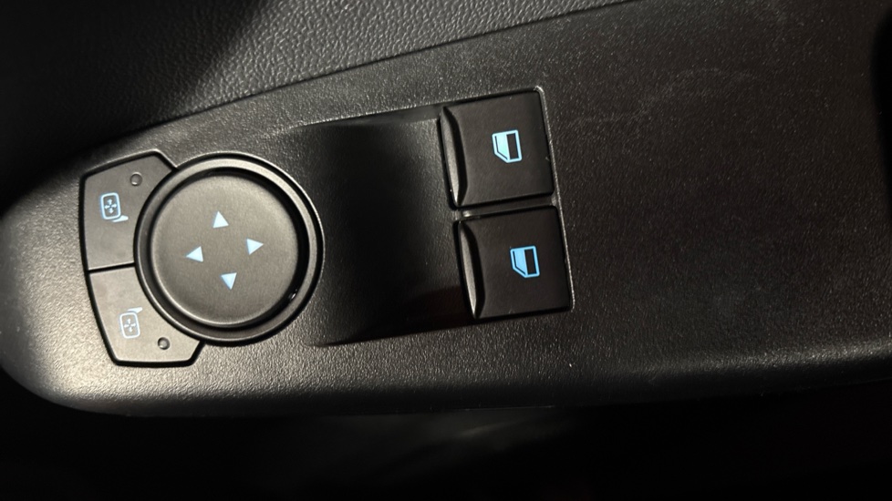 Ford Fiesta 1.0 EcoBoost Trend 5dr Petrol Hatchback - Image 21
