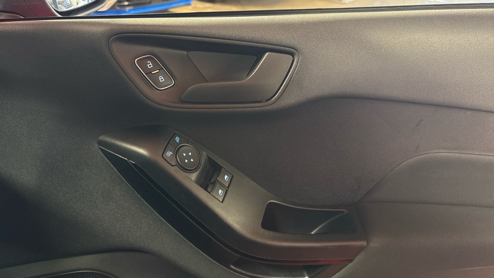 Ford Fiesta 1.0 EcoBoost Trend 5dr Petrol Hatchback - Image 22