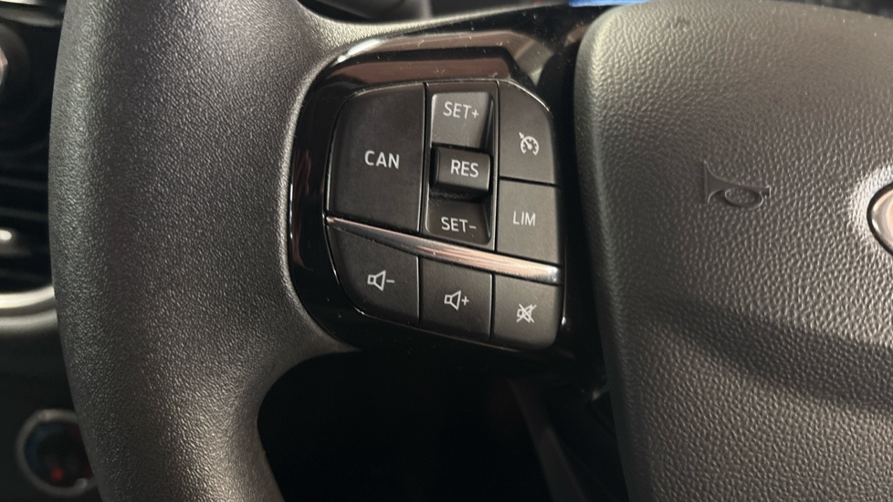 Ford Fiesta 1.0 EcoBoost Trend 5dr Petrol Hatchback - Image 27