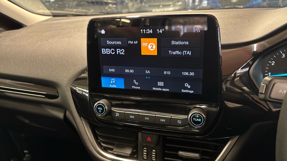 Ford Fiesta 1.0 EcoBoost Trend 5dr Petrol Hatchback - Image 32
