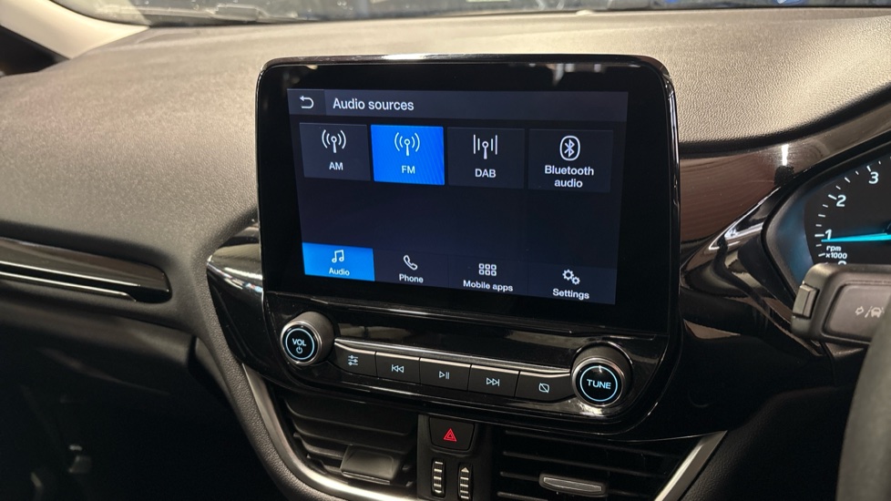 Ford Fiesta 1.0 EcoBoost Trend 5dr Petrol Hatchback - Image 33