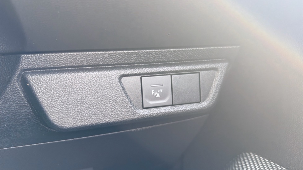 Dacia Sandero Stepway 1.0 TCe Expression 5dr CVT Petrol Hatchback - Image 26