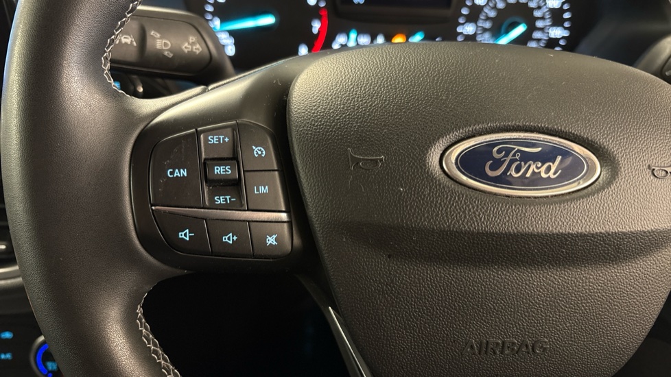 Ford Fiesta 1.0 EcoBoost 95 Titanium 5dr Petrol Hatchback - Image 27