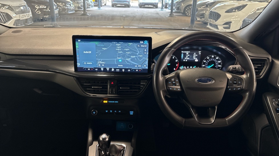 Ford Focus 1.0 EcoBoost ST-Line 5dr Petrol Estate - Image 10