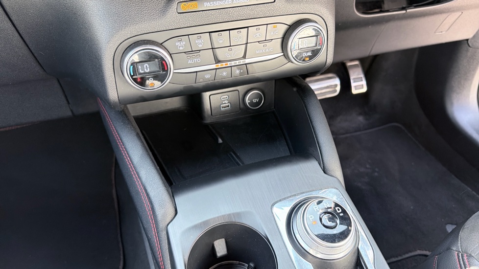 Ford Kuga 2.5 PHEV ST-Line 5dr CVT Estate - Image 13