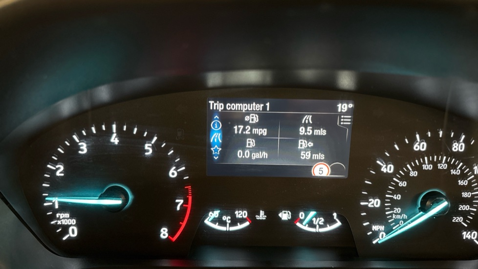 Ford Puma 1.0 EcoBoost Hybrid mHEV Titanium 5dr Petrol Hatchback - Image 18