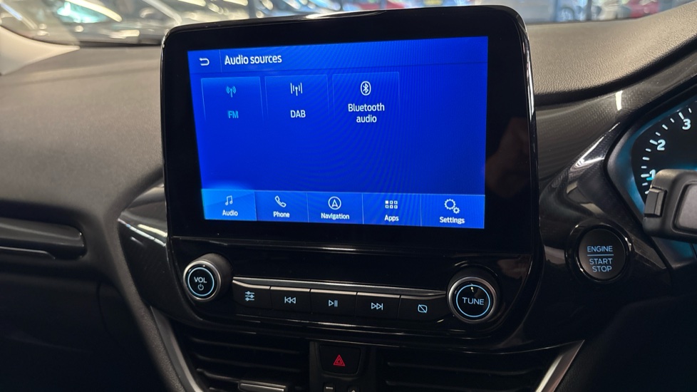 Ford Puma 1.0 EcoBoost Hybrid mHEV Titanium 5dr Petrol Hatchback - Image 35
