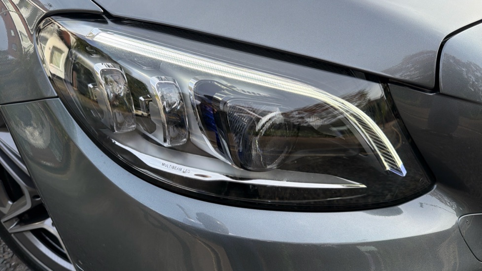 Mercedes-Benz C-Class C220d AMG Line Edition 4dr 9G-Tronic Diesel Saloon - Image 22