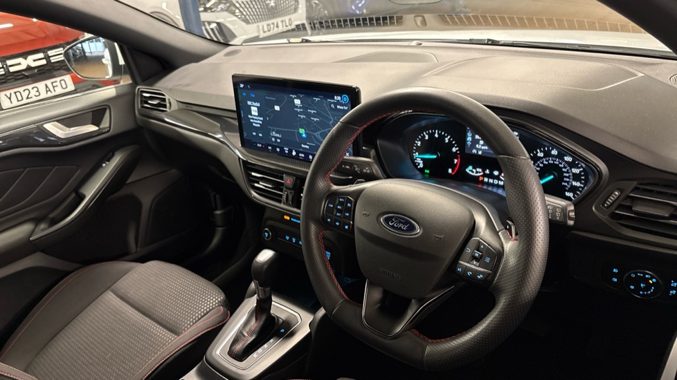 Ford Focus 1.0 EcoBoost Hybrid mHEV ST-Line 5dr Auto Petrol Hatchback - Image 14