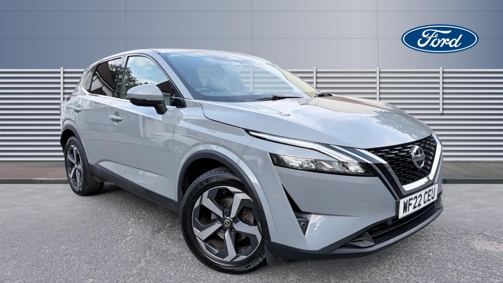 Nissan Qashqai 1.3 DiG-T MH N-Connecta 5dr Petrol Hatchback - Image 1