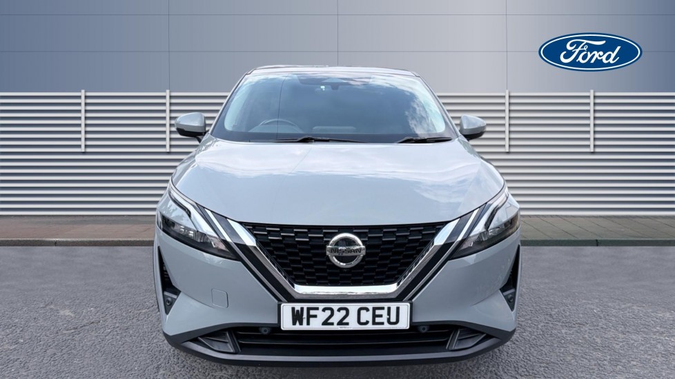 Nissan Qashqai 1.3 DiG-T MH N-Connecta 5dr Petrol Hatchback - Image 3