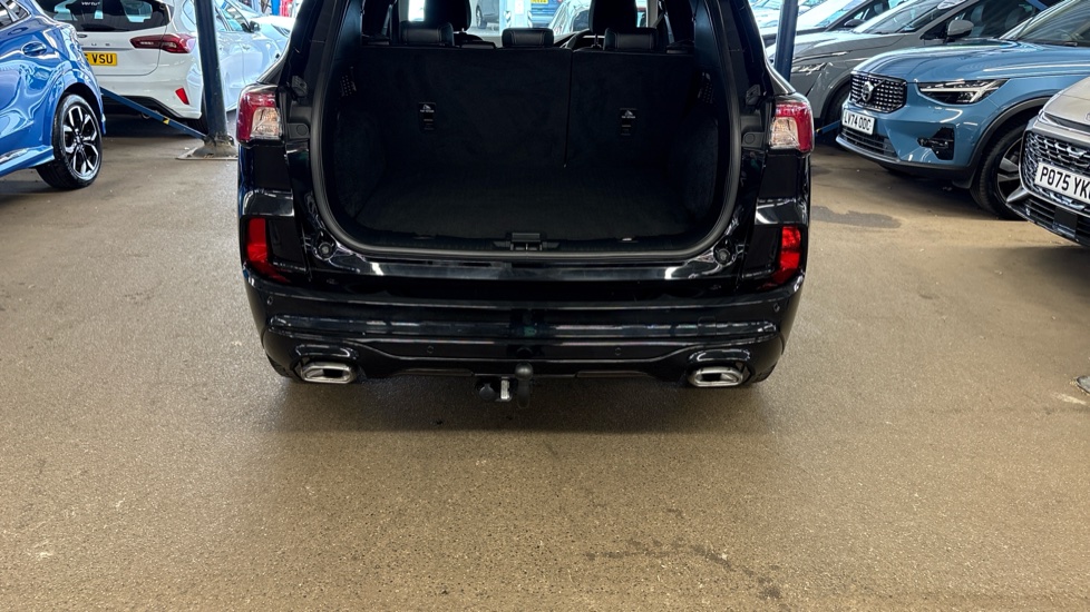 Ford Kuga 2.5 FHEV Vignale 5dr CVT Hybrid Estate - Image 4