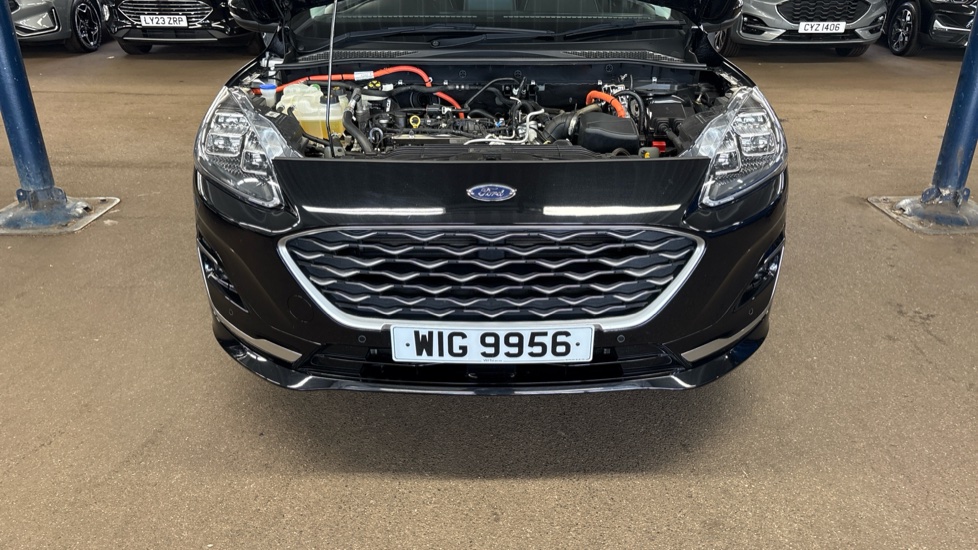 Ford Kuga 2.5 FHEV Vignale 5dr CVT Hybrid Estate - Image 8