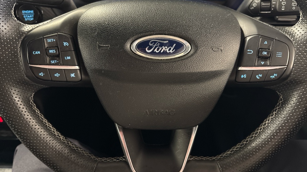 Ford Puma 1.0 EcoBoost Hybrid mHEV 155 ST-Line Vignale 5dr Petrol Hatchback - Image 28