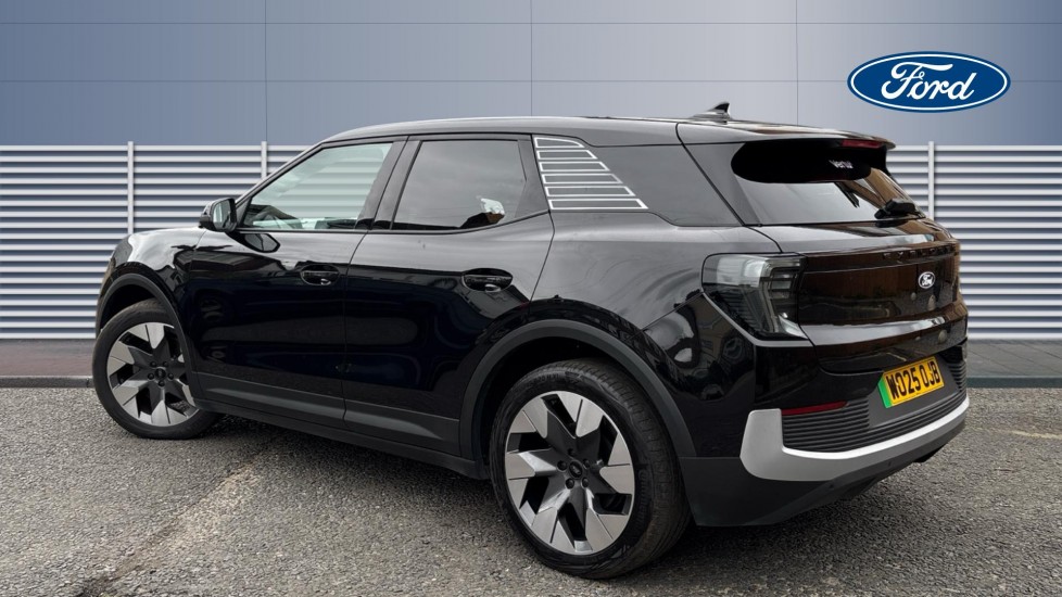 Ford Explorer 210kW Premium 77kWh 5dr Auto Electric Estate - Image 2