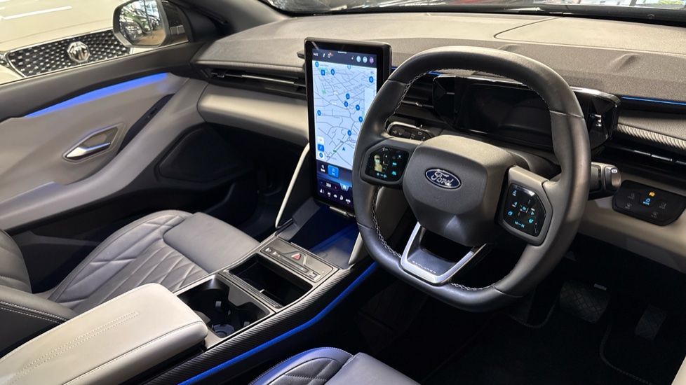 Ford Explorer 210kW Premium 77kWh 5dr Auto Electric Estate - Image 14