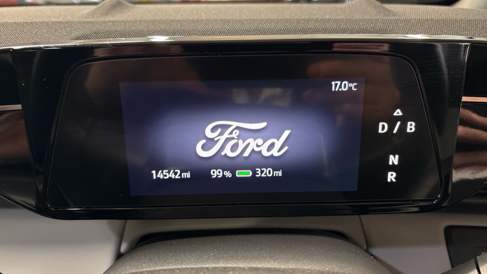 Ford Explorer 210kW Premium 77kWh 5dr Auto Electric Estate - Image 18