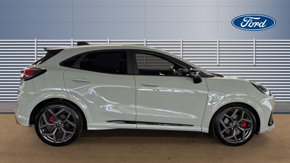 Ford Puma ST 1.0 EcoBoost Hybrid mHEV 170 ST 5dr DCT Petrol Hatchback - Image 5