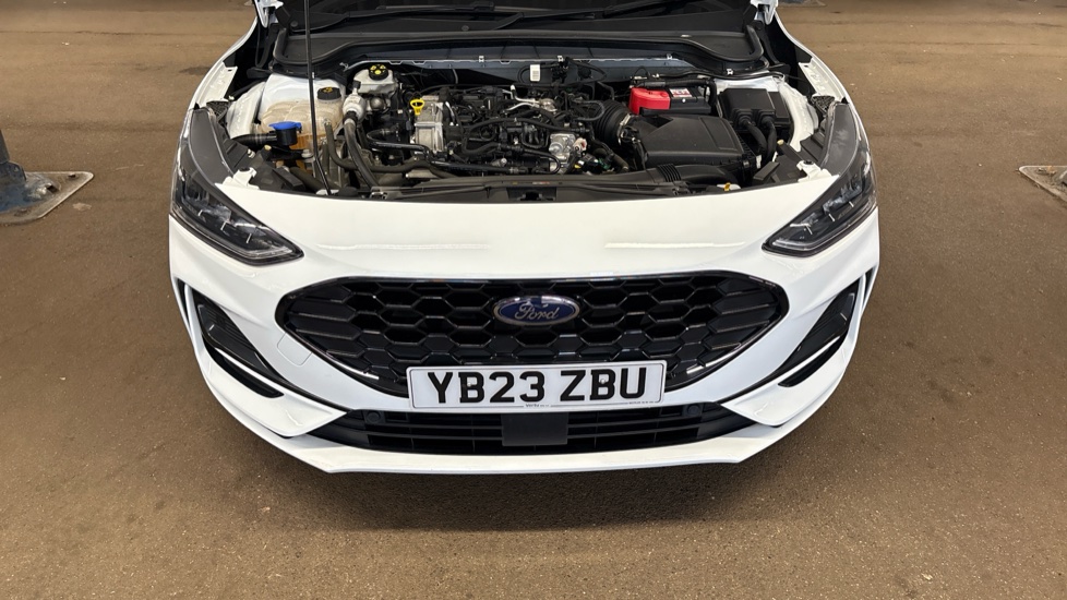 Ford Focus 1.0 EcoBoost ST-Line X 5dr Petrol Hatchback - Image 8
