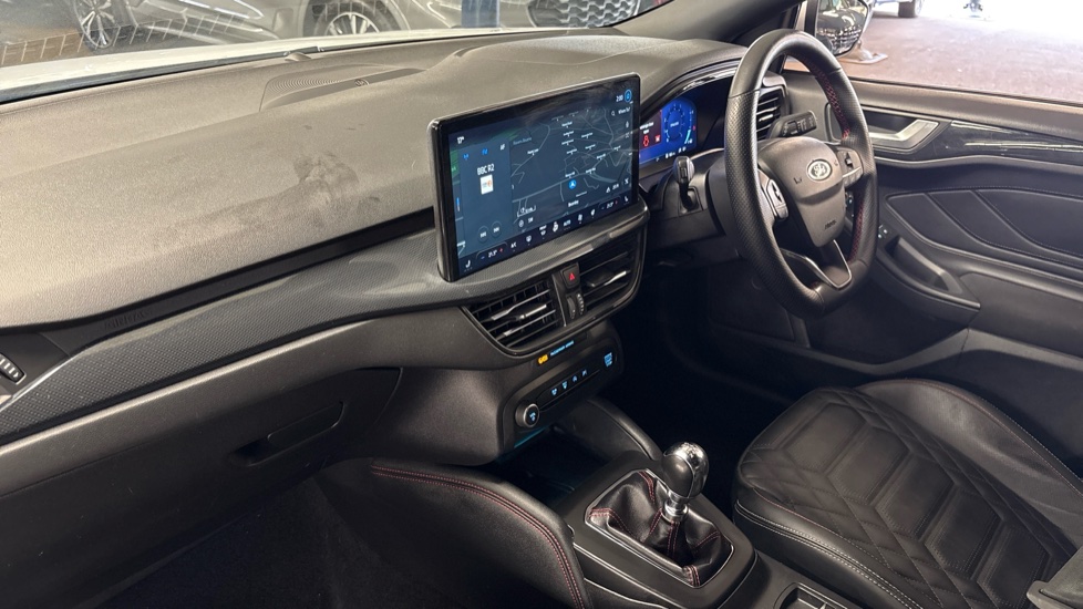 Ford Focus 1.0 EcoBoost ST-Line X 5dr Petrol Hatchback - Image 9