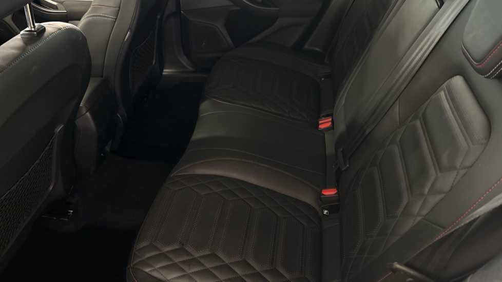 Ford Focus 1.0 EcoBoost ST-Line X 5dr Petrol Hatchback - Image 16