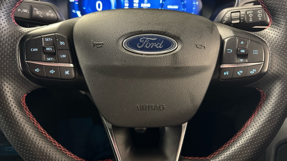 Ford Focus 1.0 EcoBoost ST-Line X 5dr Petrol Hatchback - Image 28