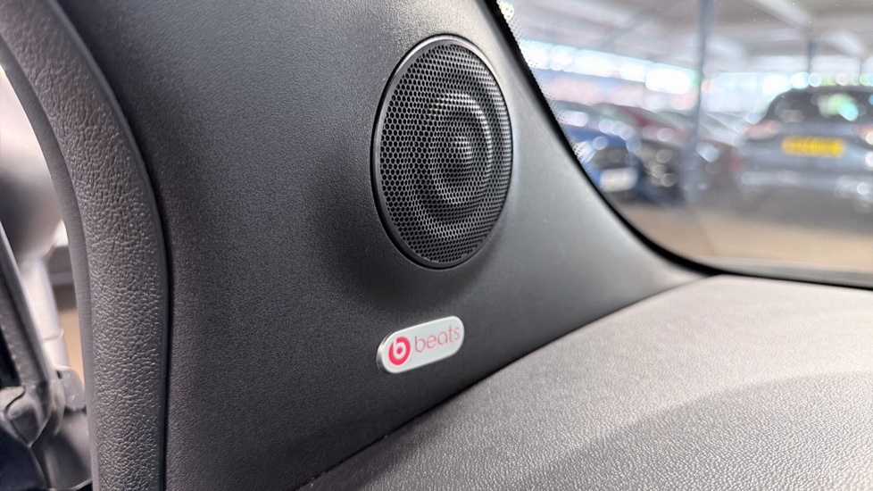 Abarth 595 1.4 T-Jet 165 Scorpioneoro 3dr Petrol Hatchback - Image 33
