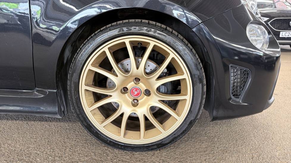 Abarth 595 1.4 T-Jet 165 Scorpioneoro 3dr Petrol Hatchback - Image 41