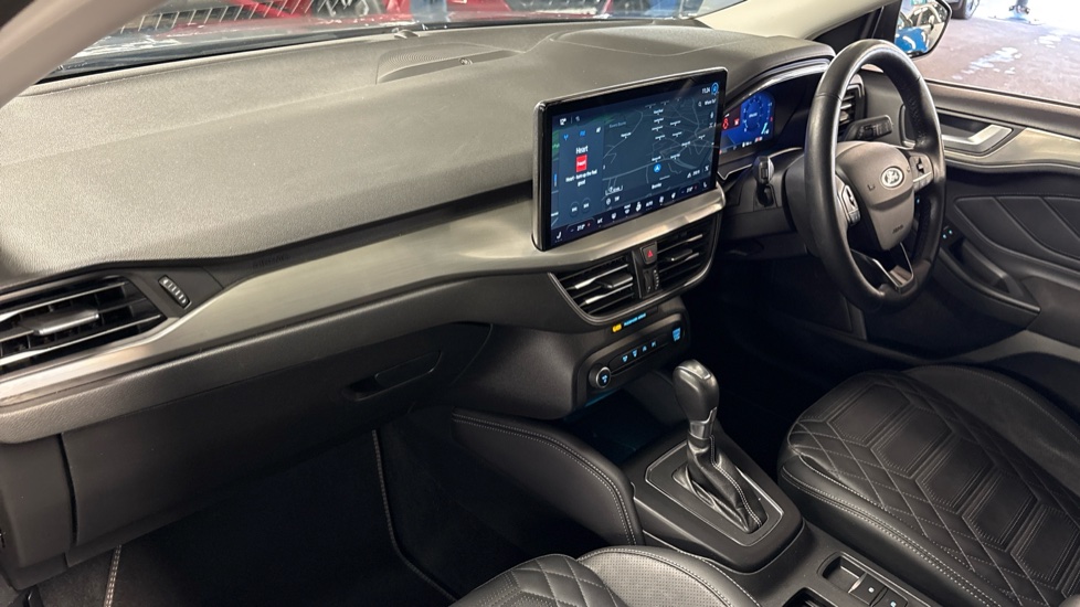 Ford Focus 1.0 EcoBoost Hybrid mHEV Titanium X 5dr Auto Petrol Hatchback - Image 9