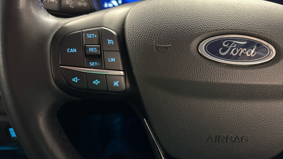 Ford Focus 1.0 EcoBoost Hybrid mHEV Titanium X 5dr Auto Petrol Hatchback - Image 29