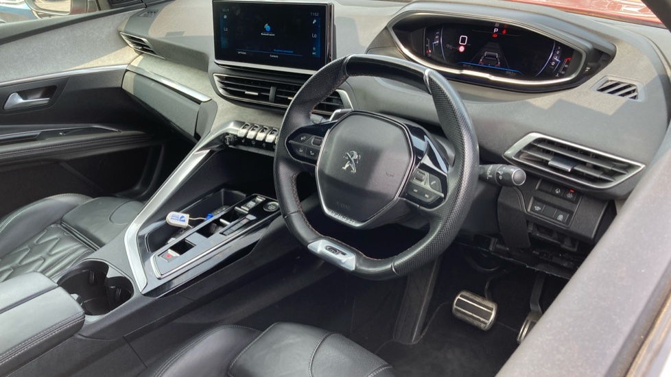 Peugeot 3008 1.2 PureTech GT 5dr EAT8 Petrol Estate - Image 11