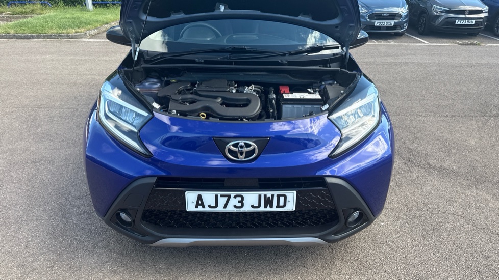 Toyota Aygo X 1.0 VVT-i Exclusive 5dr Auto Petrol Hatchback - Image 8