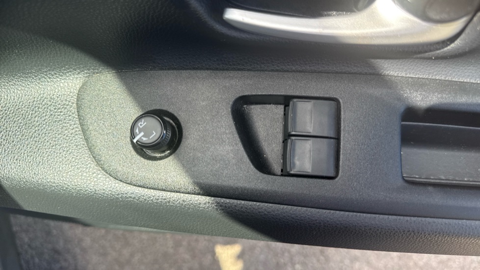 Toyota Aygo X 1.0 VVT-i Exclusive 5dr Auto Petrol Hatchback - Image 22
