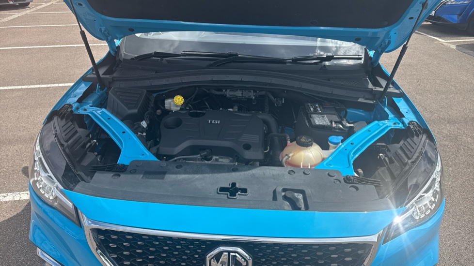 MG HS 1.5 T-GDI Excite 5dr DCT Petrol Hatchback - Image 8